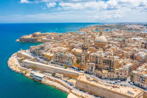 Superbly Located Cosy 2-Bedroom Apartment Valletta Kültér fotó